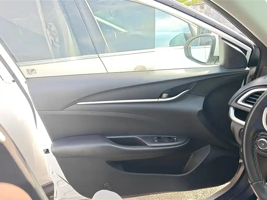 Buick Excelle 2019 18T Auto Connected Elite China VI фото 7