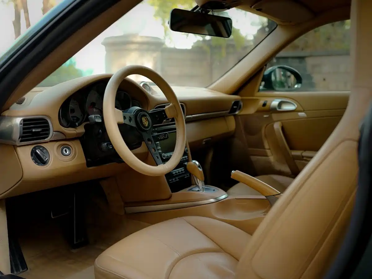 Porsche 911 2010 Carrera S 3.8L фото 21
