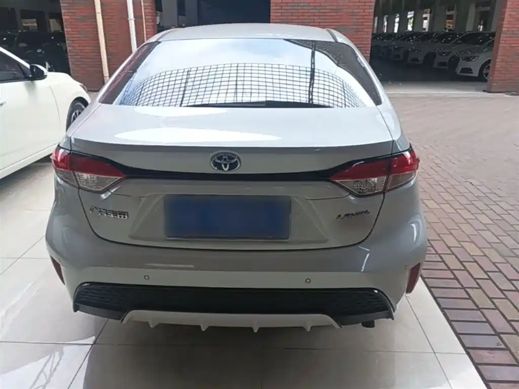 Toyota Levin 2019 Hybrid 1.8H E-CVT Sport Edition China VI фото 6