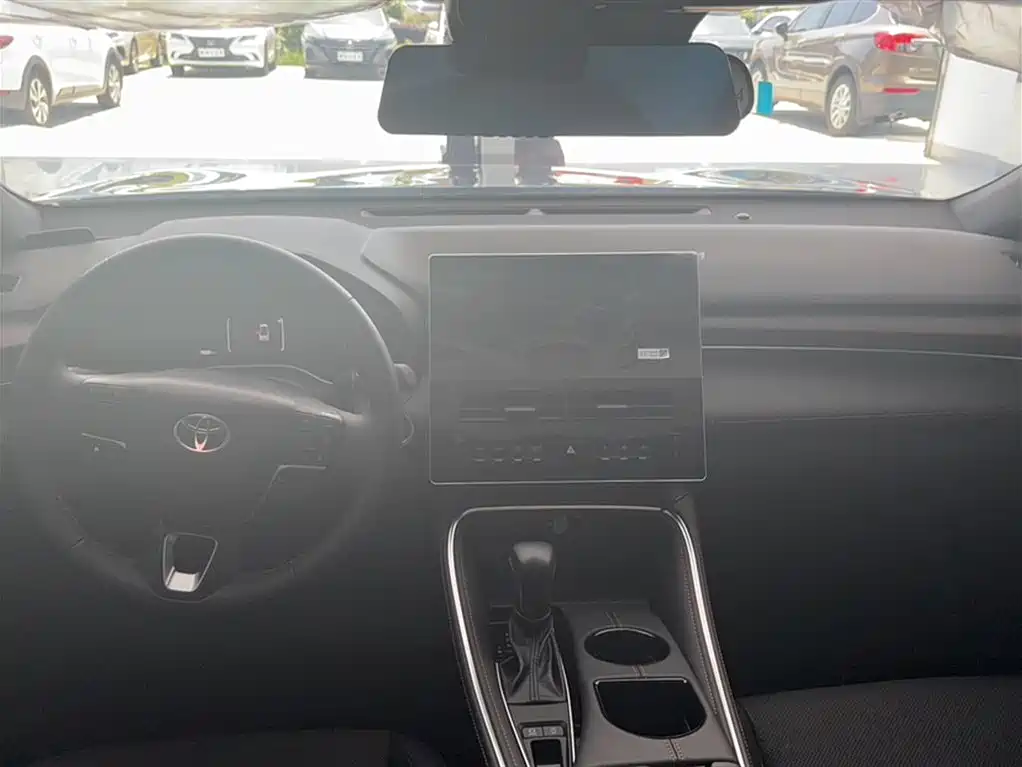 Toyota Avalon 2024 Model 2.0L Premium Selection Edition фото 5