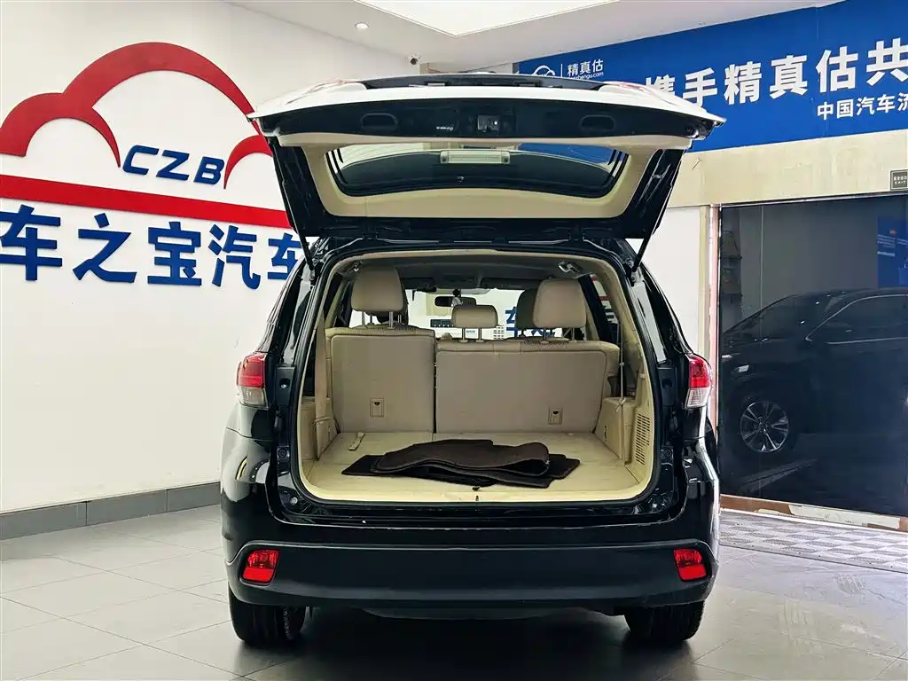 Toyota Highlander 2018 2.0T 4WD Elite 7-seater (China V) фото 9