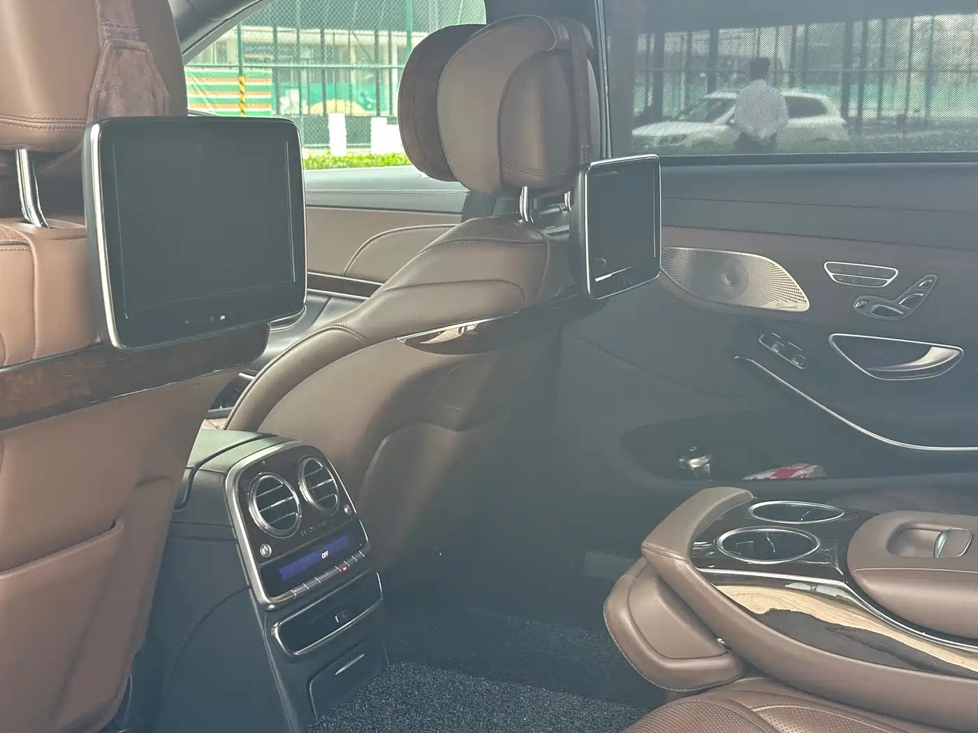 Mercedes-Benz Maybach S-Class 2016 S 400 4MATIC фото 10