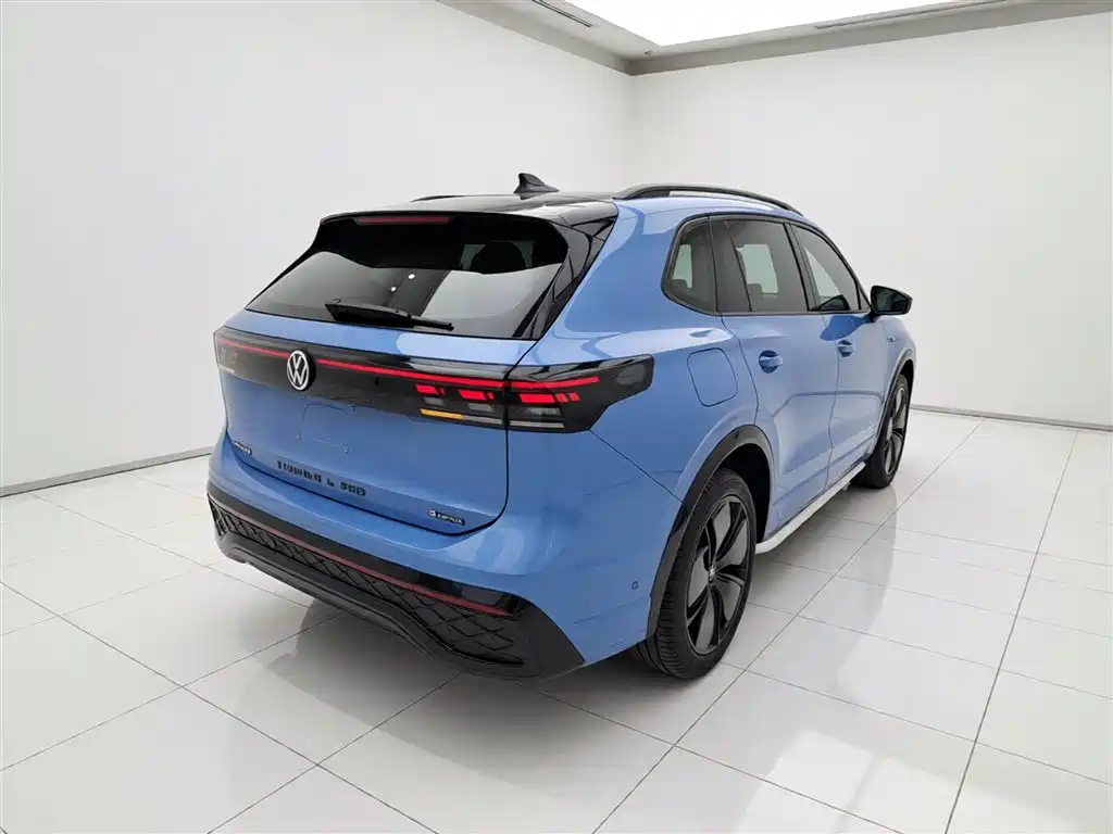 Volkswagen Tiguan L 2024 PRO 380TSI 4WD R-Line Premium Edition фото 7