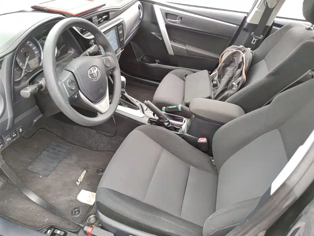 Toyota Levin 2017 Facelift 185T CVT Elite (China V) фото 15