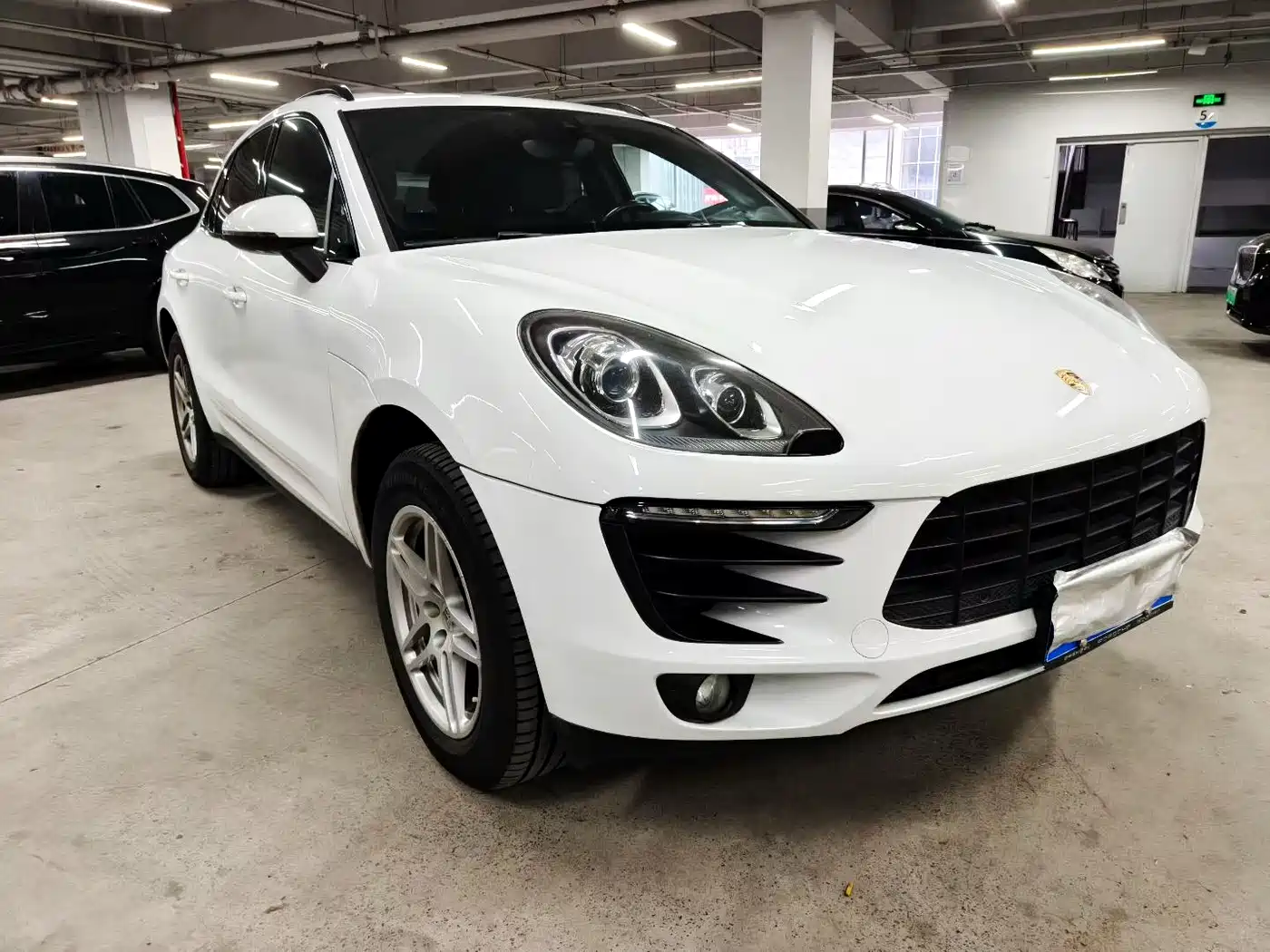 Porsche Macan 2016 Macan 2.0T фото 3
