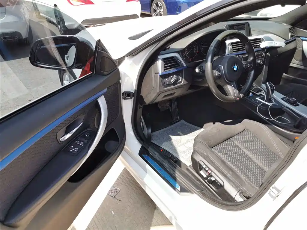 BMW 4 Series 2017 425i Gran Coupe Leading M Sport Package фото 12