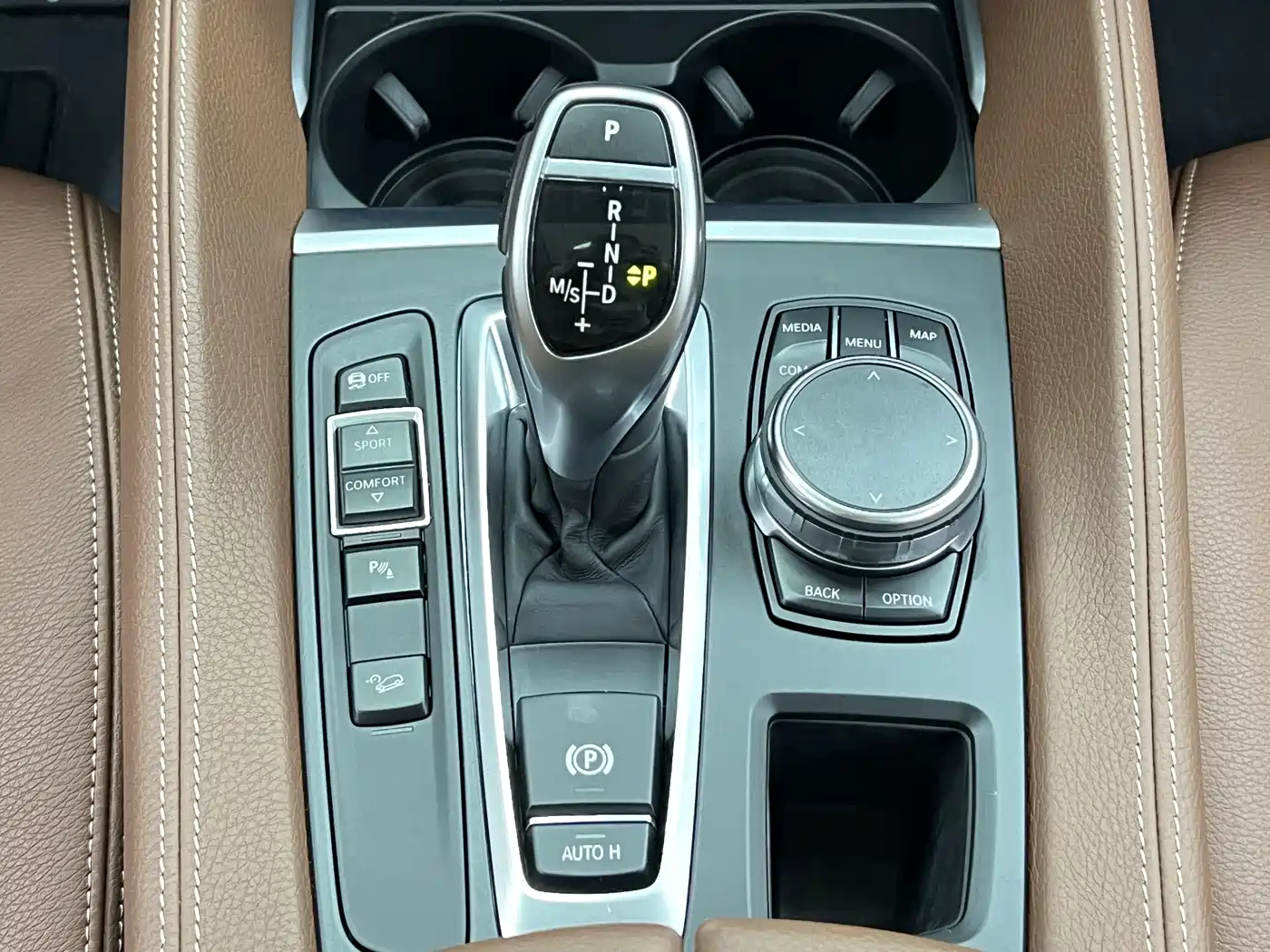 BMW X6 2018 xDrive35i Leading Model фото 24