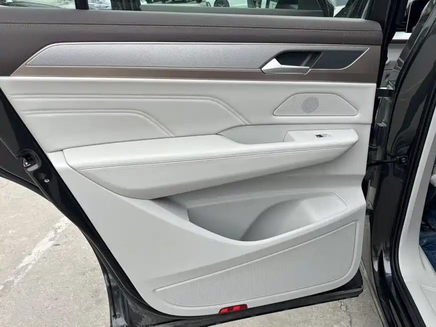 Volkswagen Talagon 2023 380TSI 4WD R-Line Touring Edition фото 28