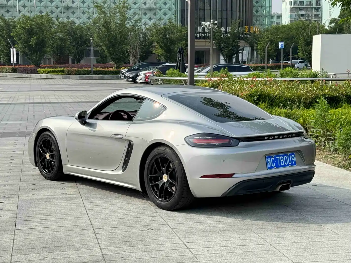 Porsche 718 2020 Cayman 2.0T фото 8
