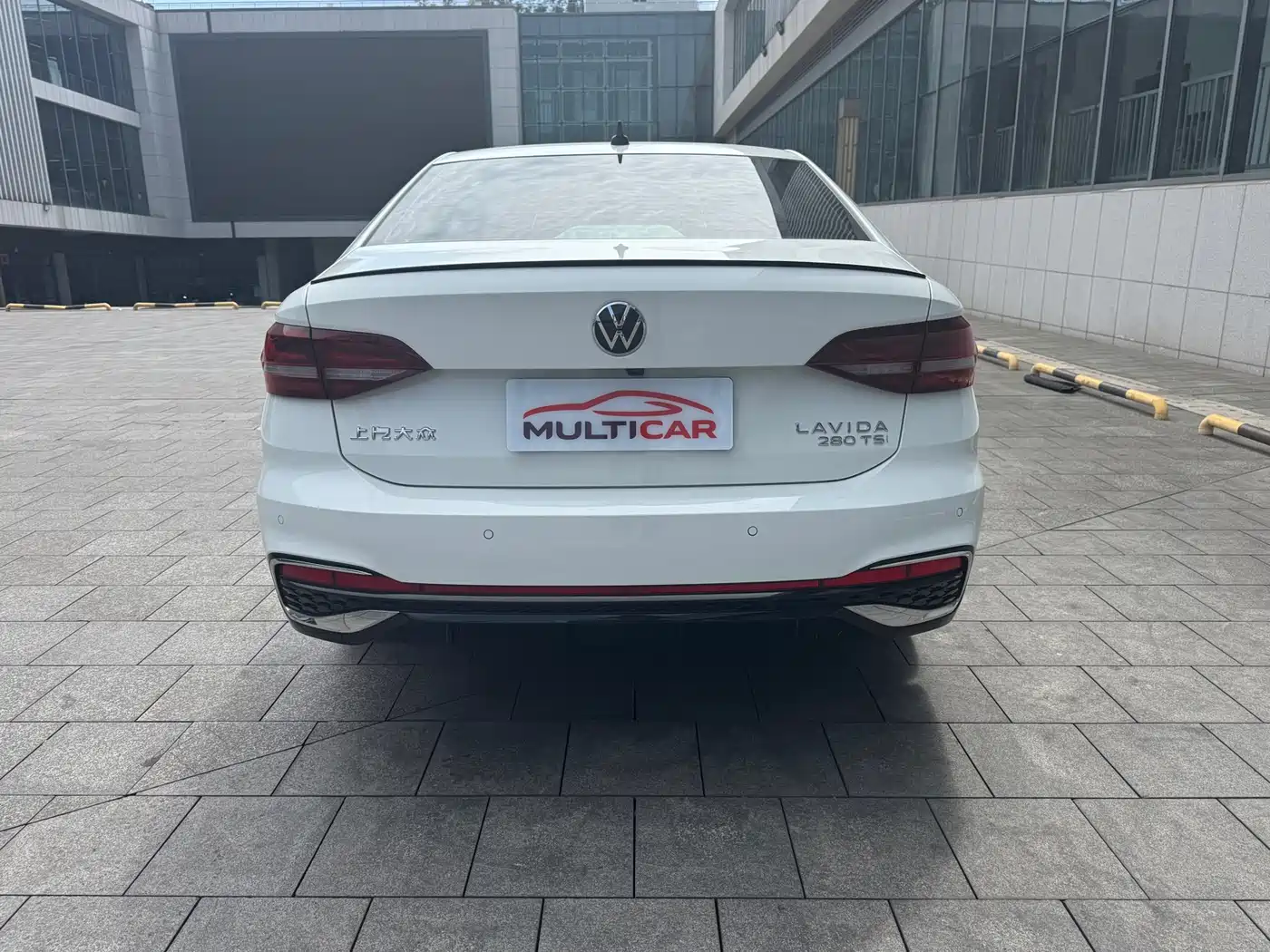 Volkswagen Lavida 2023 280TSI DSG Starlight Comfort Edition фото 10