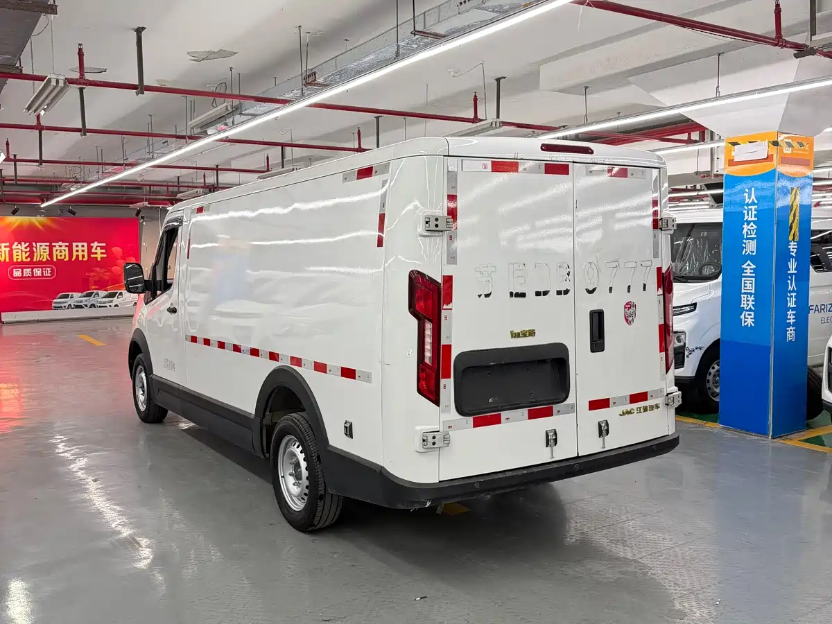 JIANGQI GROUP VAN BAOLU