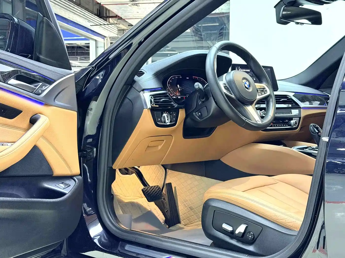 BMW 5 Series 2020 530Li Leading M Sport Package фото 9