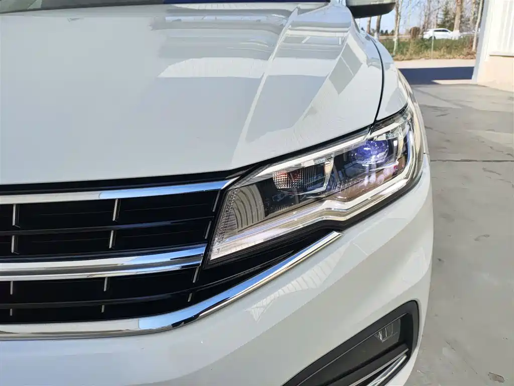 Volkswagen Bora 2020 1.5L Automatic Comfort фото 24