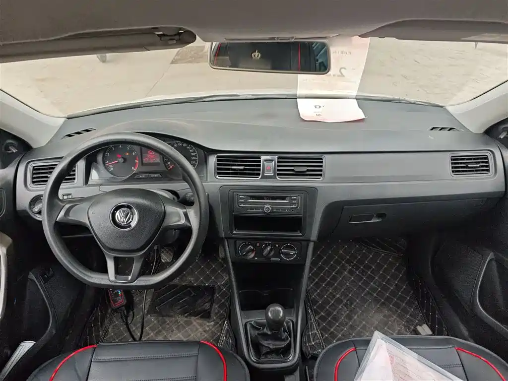 Volkswagen Santana 2016 1.6L Manual Trend Edition фото 10