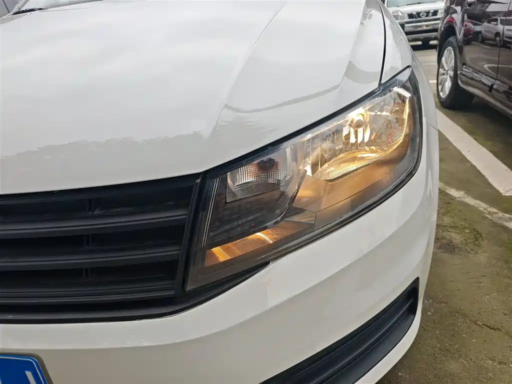 Volkswagen Santana 2016 1.6L Manual Trend Edition фото 24