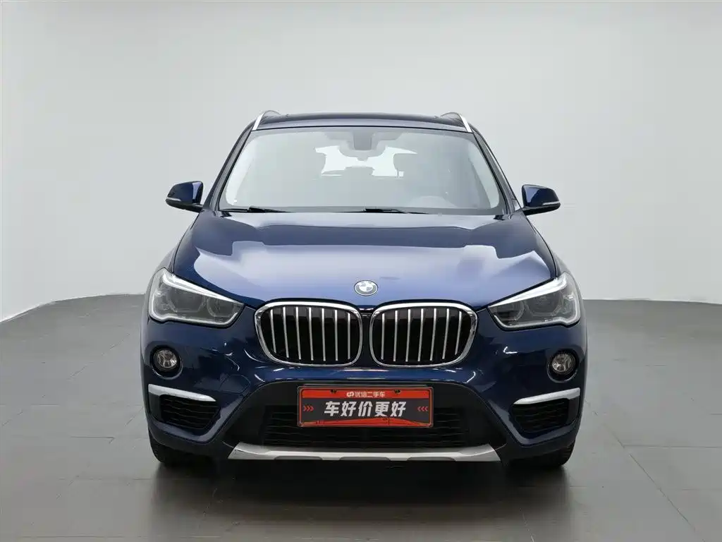 BMW X1 2018 sDrive18Li Premium Model фото 3
