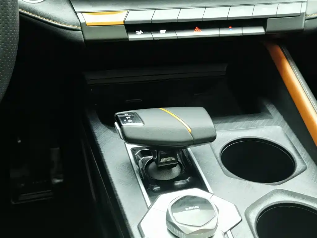 CHANGAN UNI-V