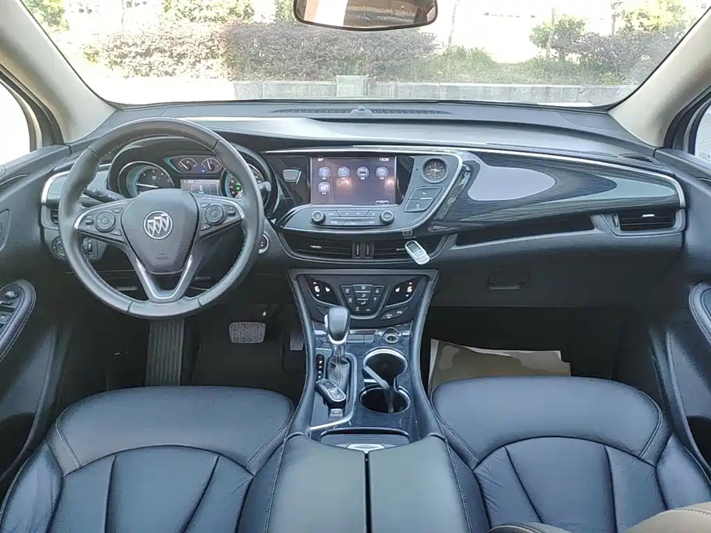 Buick Envision Plus 2017 20T FWD Elite фото 10