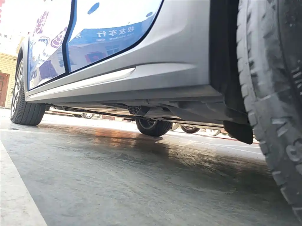 Lynk & Co 02 2018 1.5T DCT 2WD Power Pro Edition China V фото 22