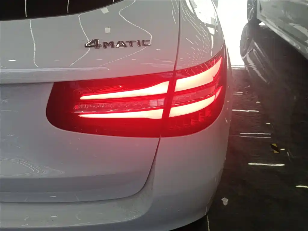 Mercedes-Benz GLC 2019 Model GLC 200 L 4MATIC фото 24