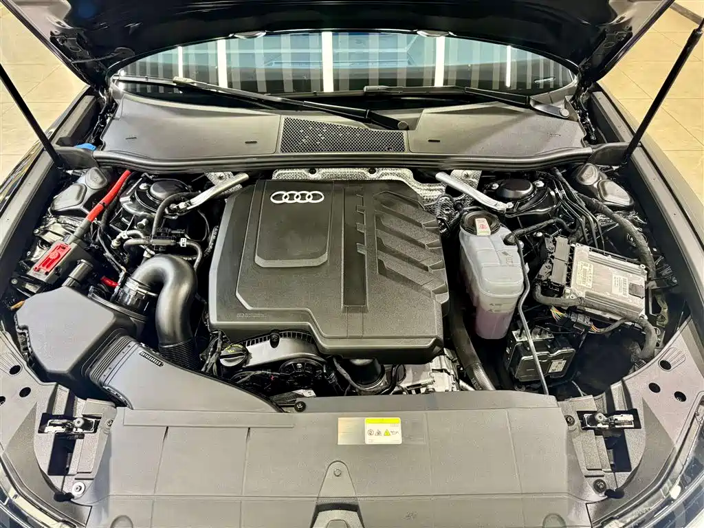Audi A6L 2024 40 TFSI Luxury Dynamic фото 10