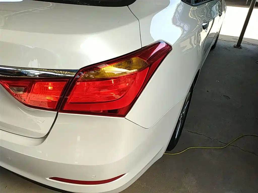 Hyundai Mistra 2014 1.8L Auto Smart GLS фото 8