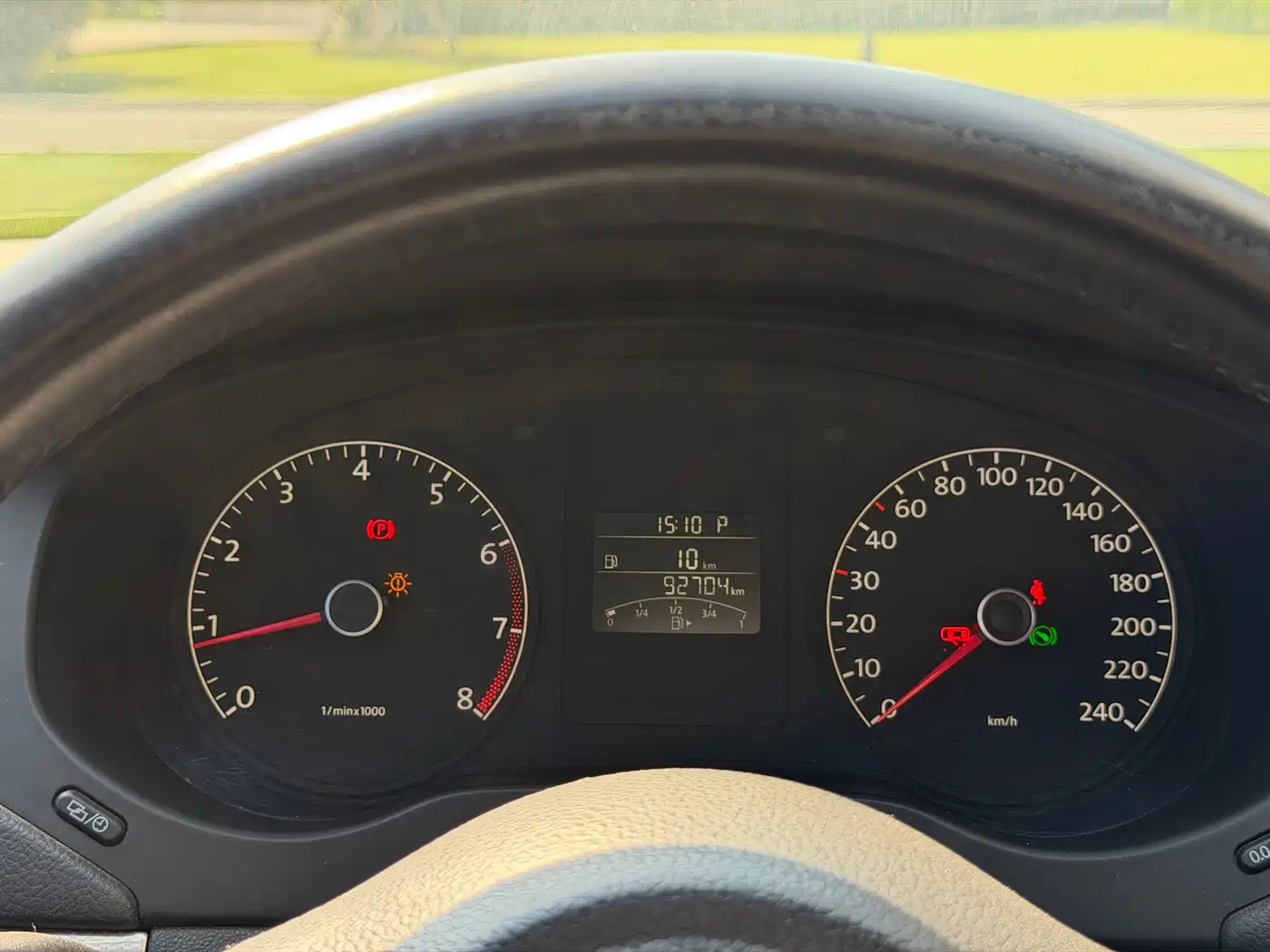 Volkswagen Sagitar 2015 1.6L Automatic Comfort фото 21