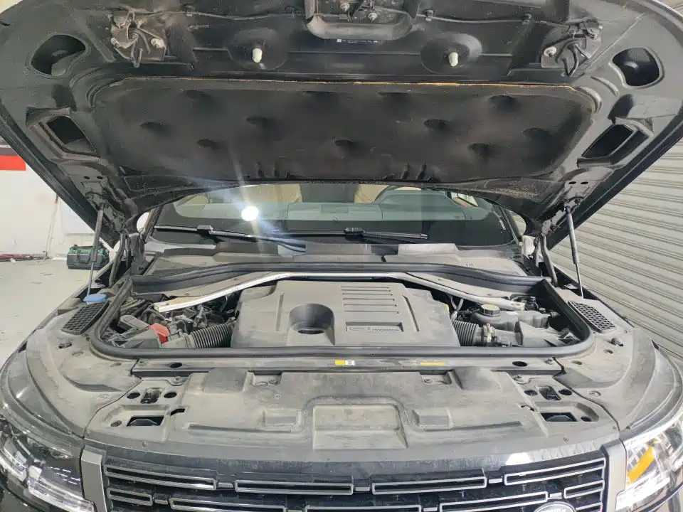 Land Rover Range Rover Sport 2024 400PS Dynamic SE фото 10