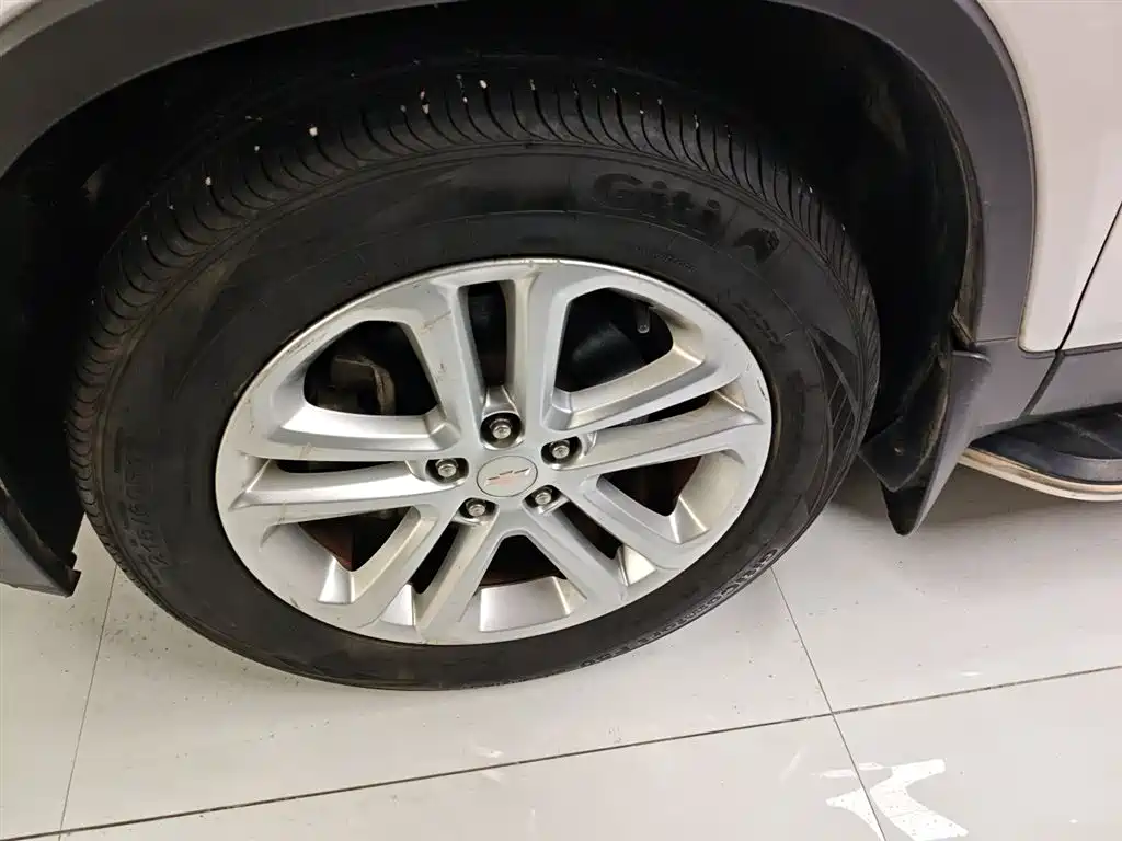 Chevrolet Trax 2016 1.4T Automatic 2WD Comfort Sunroof Edition фото 23