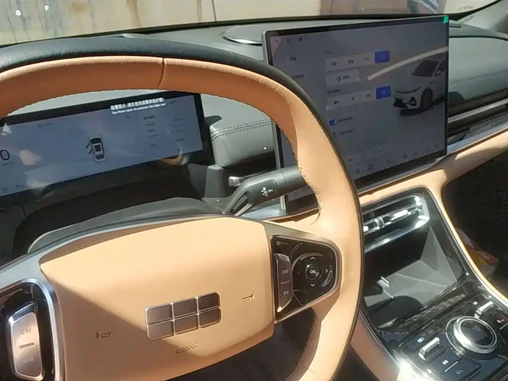 Geely Galaxy Galaxy A7 2025 EM-i фото 14