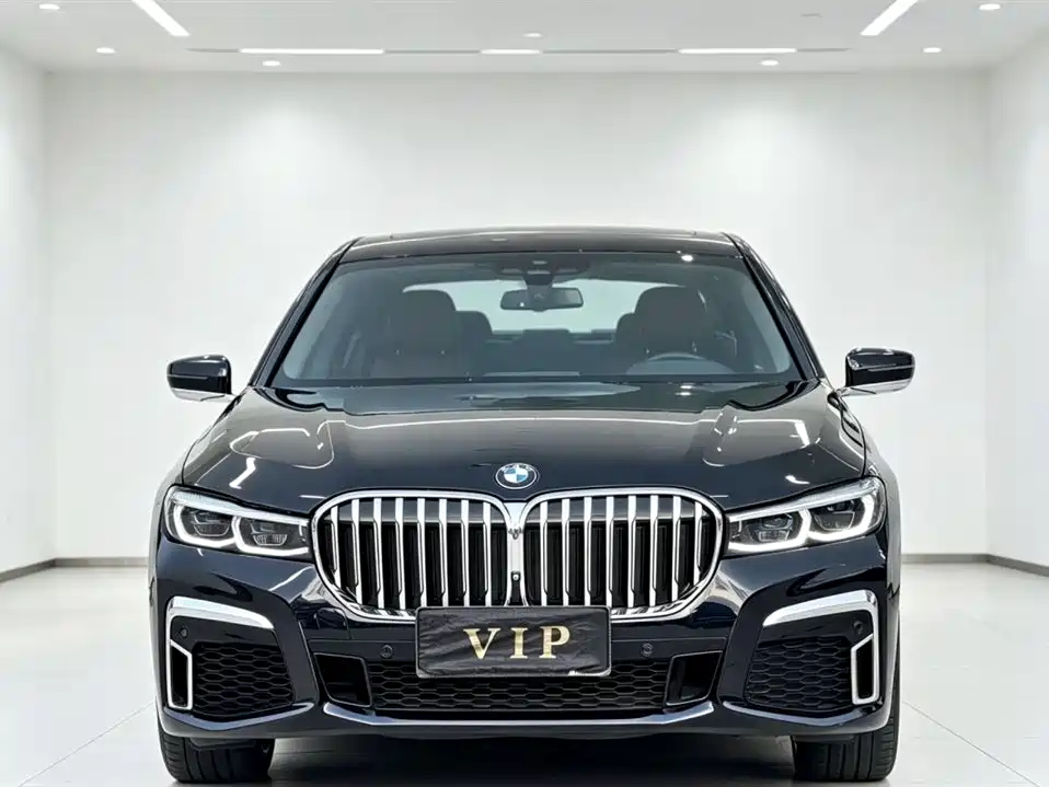 BMW 7 Series 2018 740Li xDrive Premium Type M Sport Package фото 2