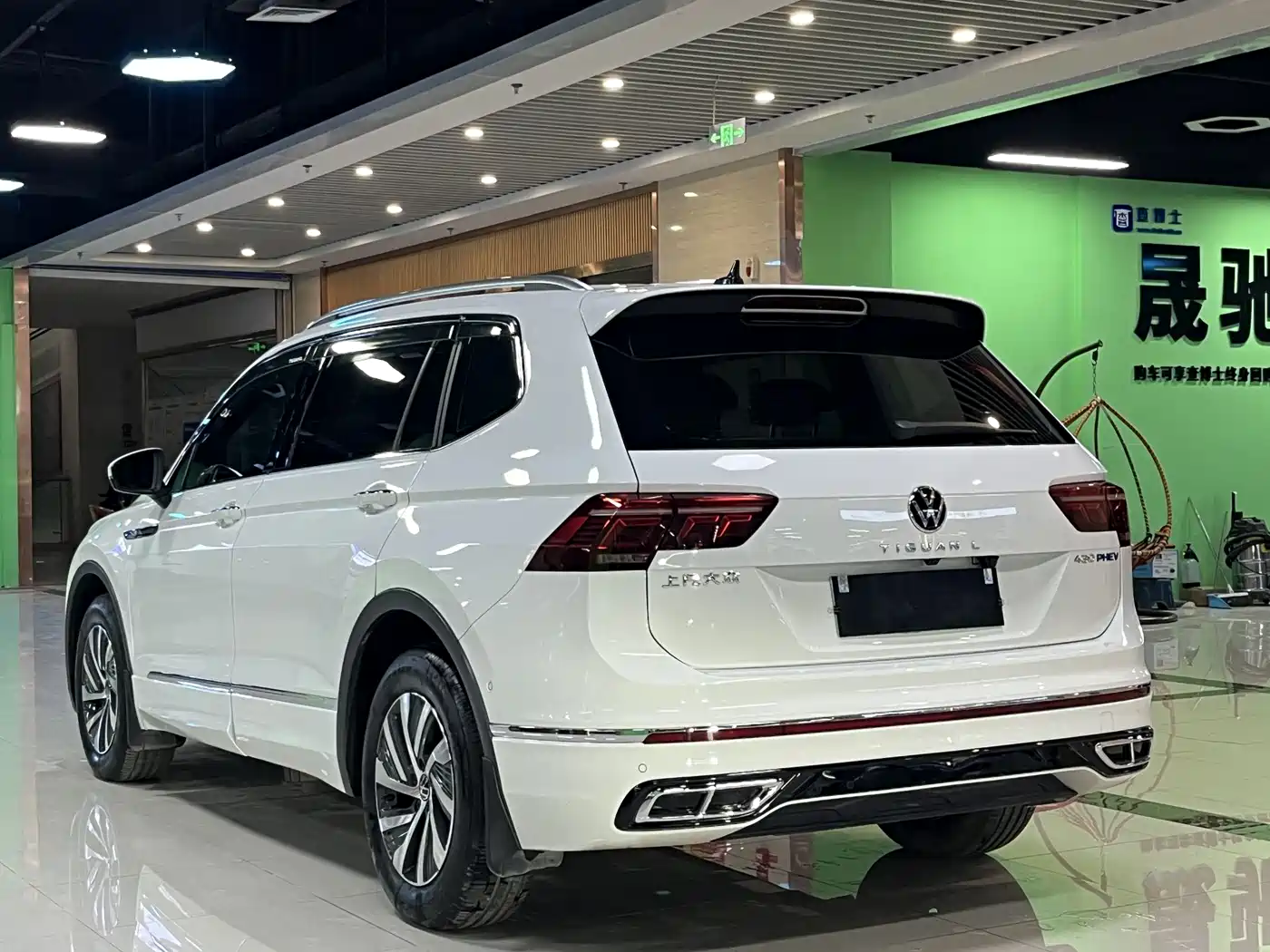 Volkswagen Tiguan L PHEV 2023 430PHEV Plug-in Hybrid Premium фото 21