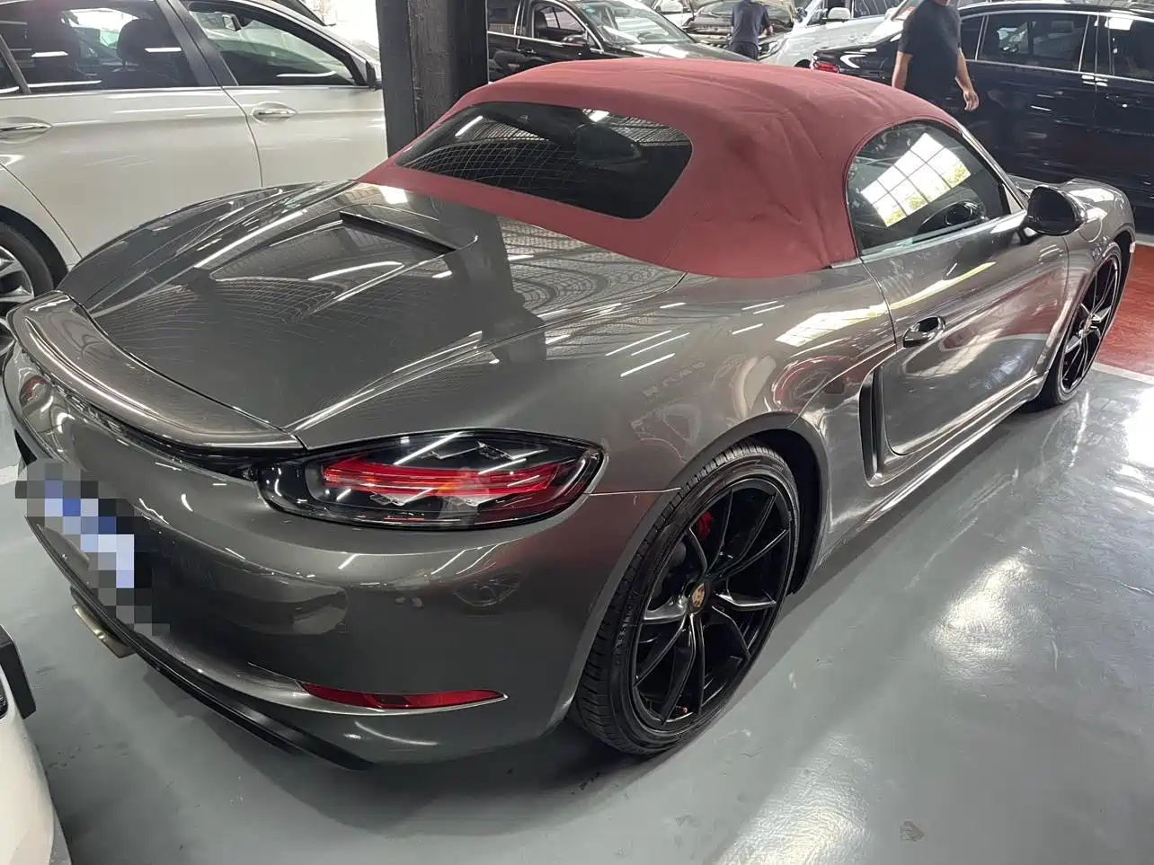 Porsche 718 2018 Boxster 2.0T фото 10