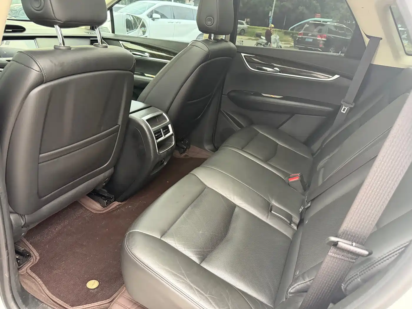 Cadillac XT5 2017 2016 25T Luxury Model