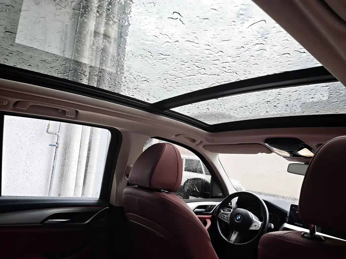 BMW iX3 2024 Innovation Leader фото 15