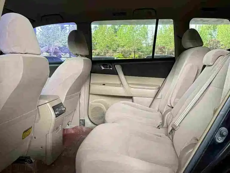 Toyota Highlander 2012 3.5L 4WD 7-Seater Elite Edition фото 8