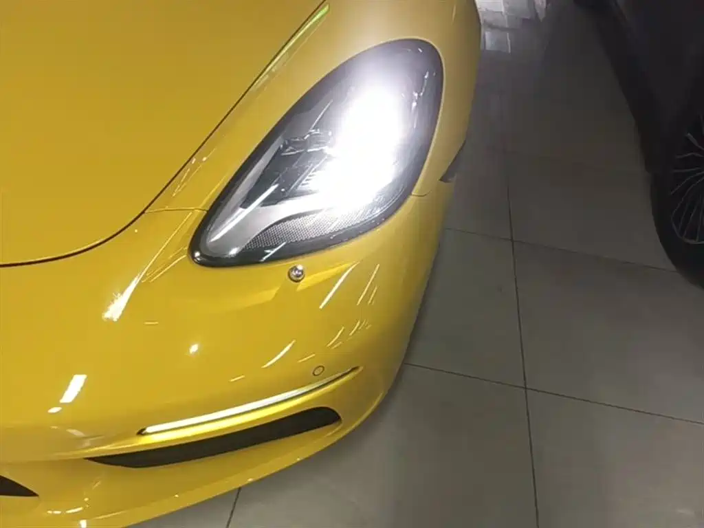 Porsche 718 2018 Cayman 2.0T фото 24