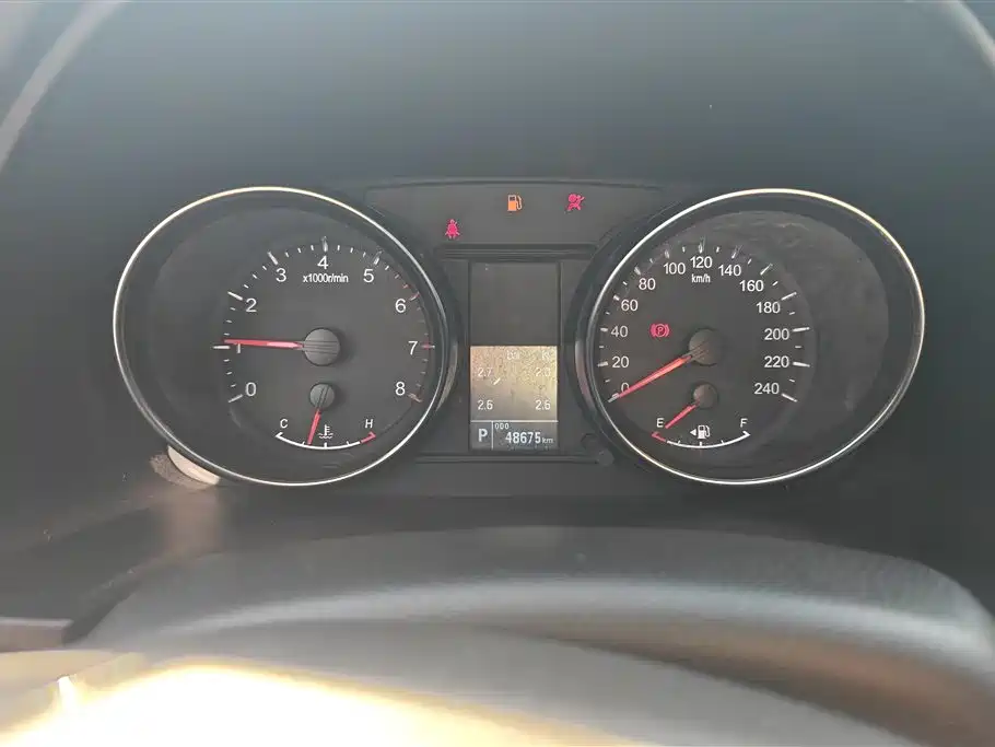Haval M6 2023 PLUS 1.5T DCT Luxury Smart Connect фото 14