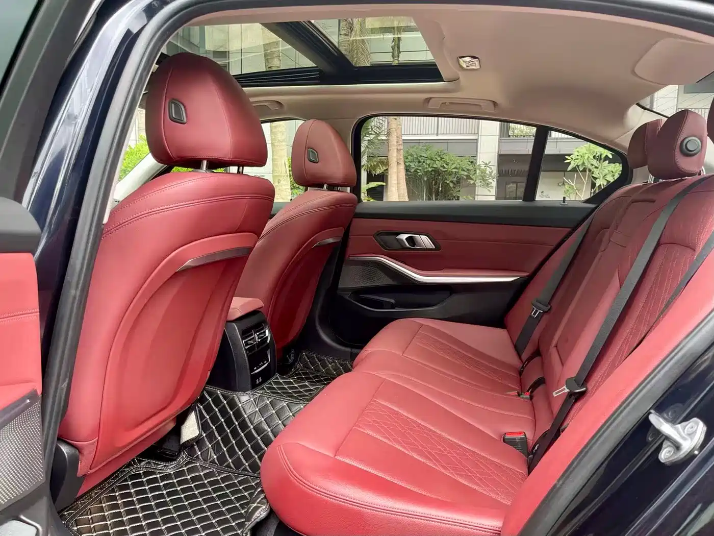 BMW i3 2024 eDrive 35 L фото 6