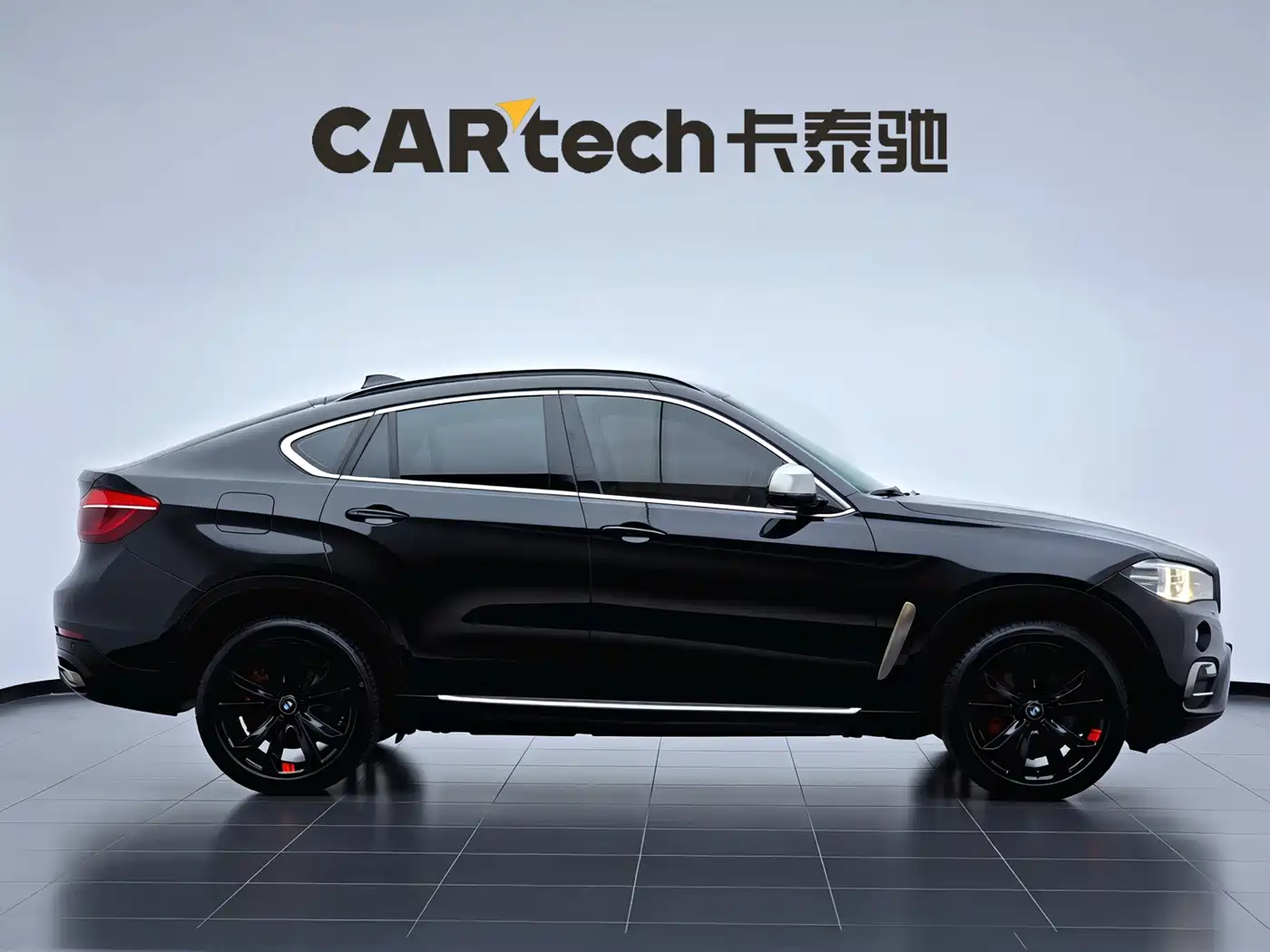 BMW X6 2018 xDrive35i Leading Model фото 4