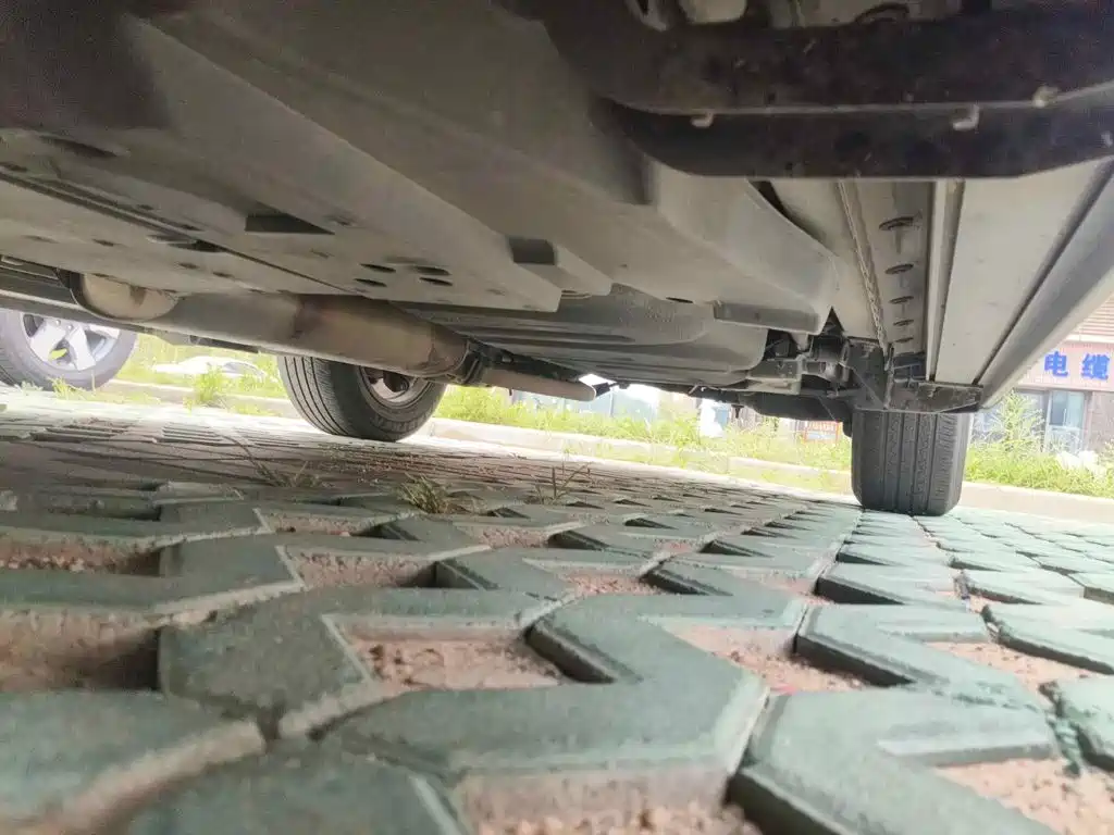 Фото 8 - Toyota RAV4 Rongfang