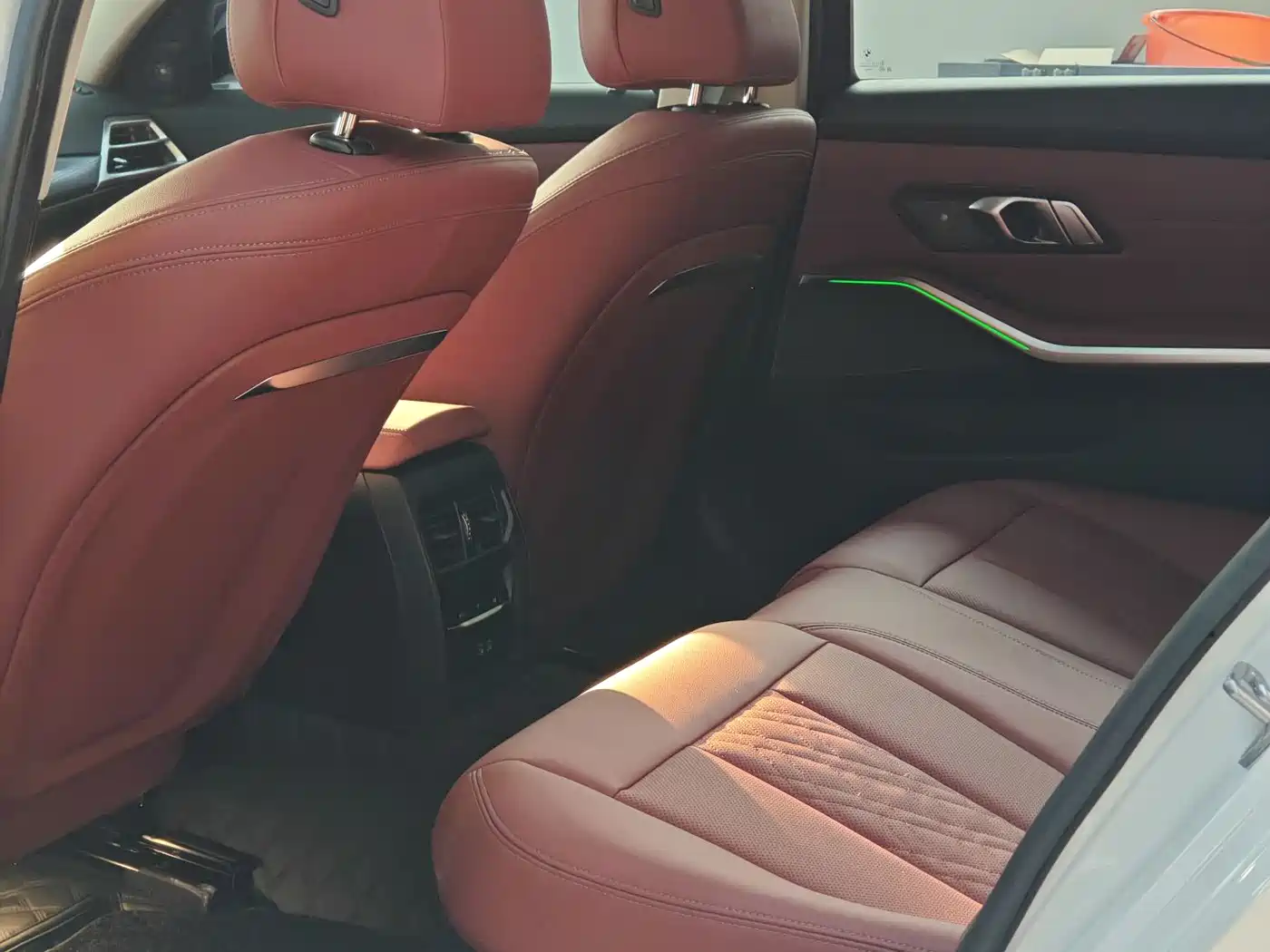 BMW 3 Series 2025 330Li M Sport Night Edition фото 5