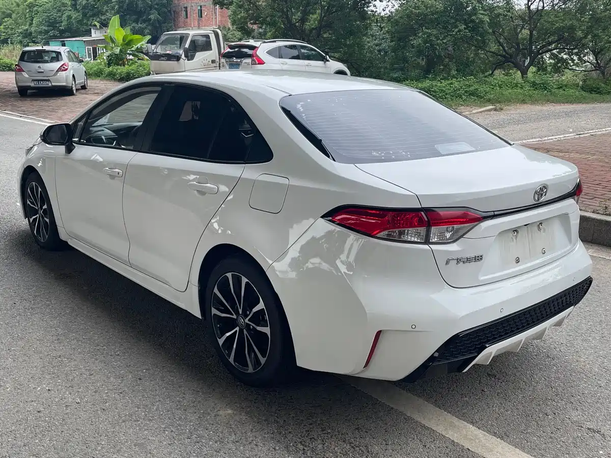 Toyota Levin 2022 185T CVT Sport Edition фото 4