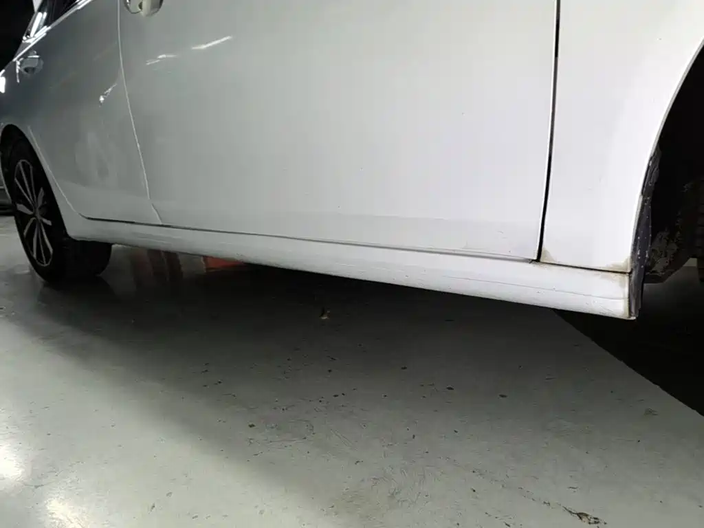 Roewe i6 2018 2018 20T Automatic Flagship Edition