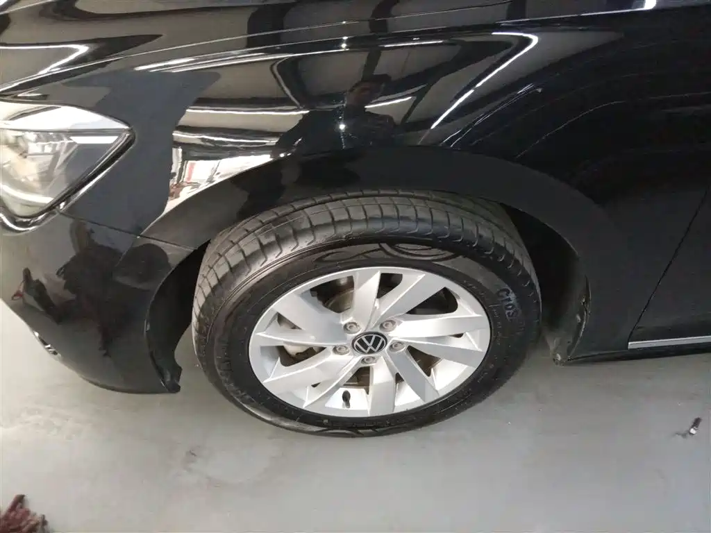 Volkswagen Passat 2020 Facelift 280TSI Business Version China VI фото 23