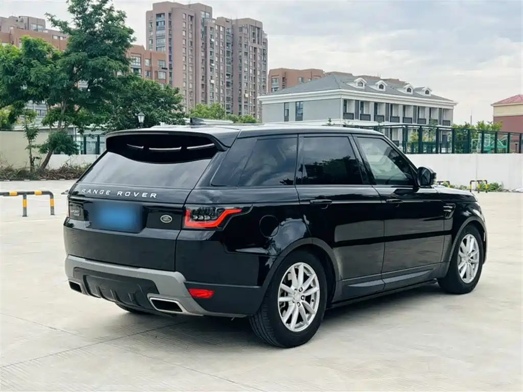 Land Rover Range Rover Sport 2019 3.0 SC V6 Special Edition фото 5