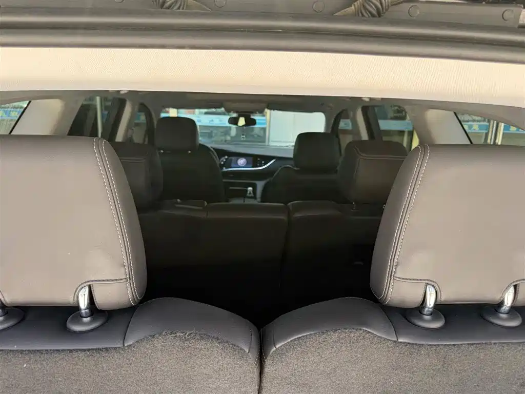 Buick Enclave 2020 28T 2WD Premium Model фото 7
