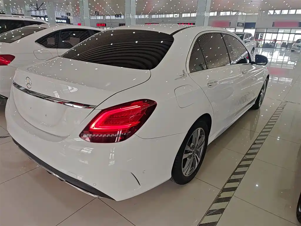 Mercedes-Benz C-Class 2019 C 180 L Fashion Sport Edition фото 7