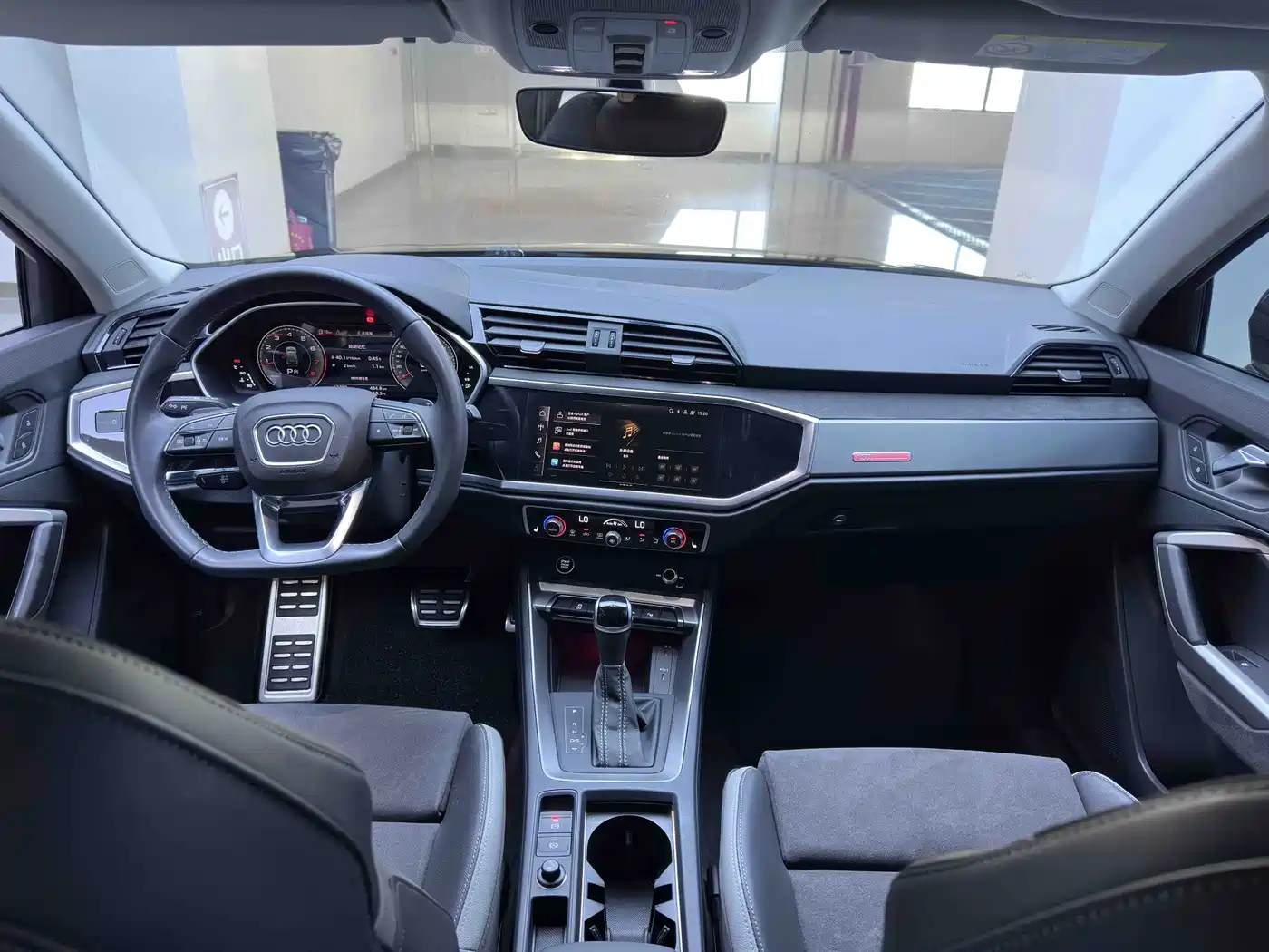 Audi Q3 2023 35 TFSI Fashion Dynamic (1.4T) фото 20