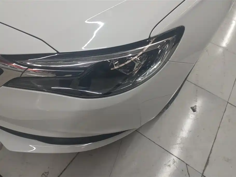 Buick Excelle 2021 Exemplar 1.5L Auto Elite фото 5